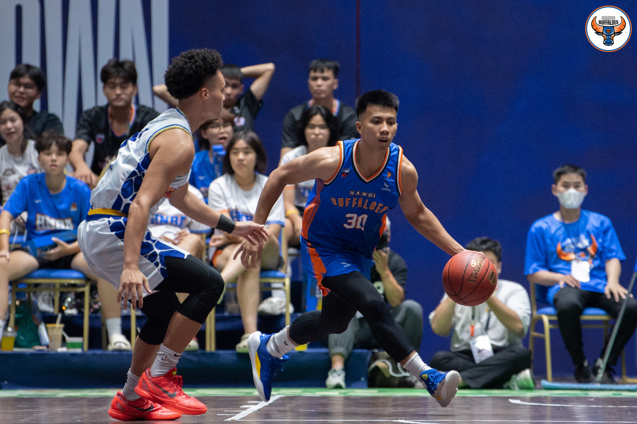 HOMEGAME by KEM TRÀNG TIỀN: HANOI BUFFALOES vs NHA TRANG DOLPHINS: NGƯỢC DÒNG QUẢ CẢM